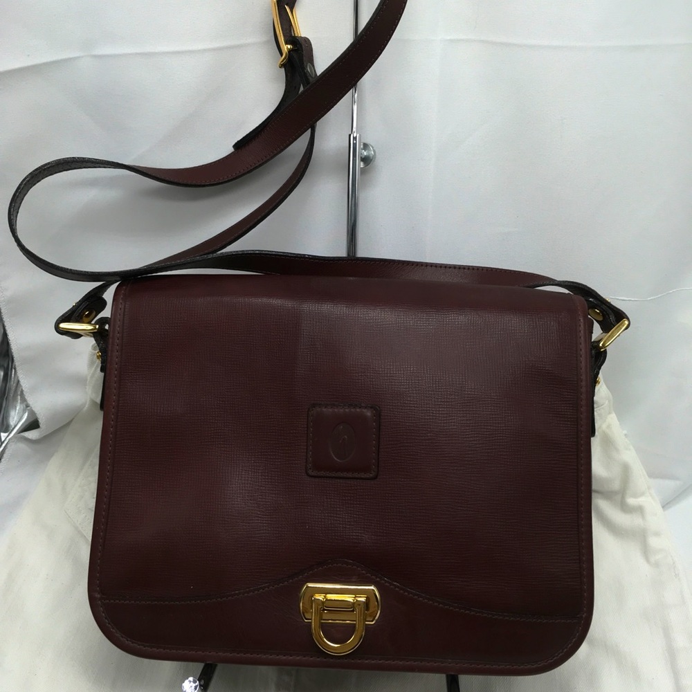 HARTMANN Vintage Bordeaux Oxblood Leather Crossbody Handbag